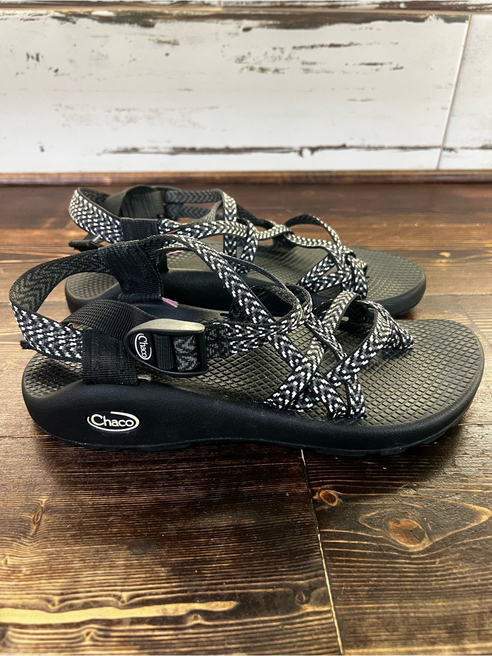 Chaco • ZX/2 Classic • Women's Size 8 • Black Hiking Outdoor Sandals • J106266 - Picture 3 of 12